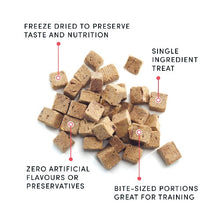 Charger l'image dans la galerie, Crumps' Naturals Mini-bouchées d'entraînement pour chien - Coeurs de porc lyophilisés