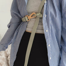 Charger l'image dans la galerie, Dexypaws Laisse "Mains Libre" imperméable pour chien, Vert sauge 6 pieds