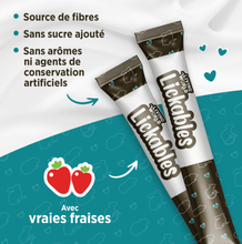 Charger l'image dans la galerie, Gâteries Lickables Living World pour petits animaux, saveur de fraise, 5 tubes (10 g)
