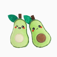 Charger l'image dans la galerie, Hugsmart "Meow Buddies" Jouet en peluche avec herbe à chat - Duo d'avocat