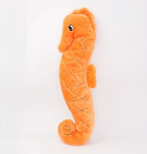 Charger l'image dans la galerie, Jouet pour chien peluche Zippy Paws, hippocampe 20 pouces