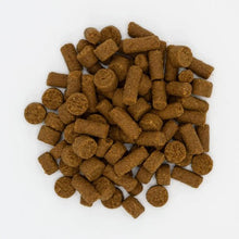 Charger l'image dans la galerie, Oxbow Real Prey Rewards - Gâteries croquantes et moelleuses pour Furet - Saveur de dinde 3 oz