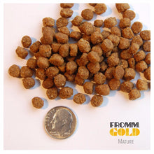 Charger l'image dans la galerie, Nourriture Fromm Gold Chat mature et gestion du poids - Boutique Le Jardin Des Animaux -Nourriture chatBoutique Le Jardin Des Animaux11590