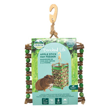 Charger l'image dans la galerie, Oxbow Enriched Life - Gâterie à Mâcher Pour Rongeur, Mangeoire De Foin Avec Bâton à La Pomme