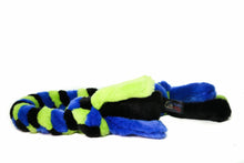 Charger l'image dans la galerie, Schum-Tug jouet pour chien en peluche tressé Medium Régulier - Boutique Le Jardin Des Animaux -jouet chienBoutique Le Jardin Des AnimauxSCG95291