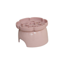 Charger l&#39;image dans la galerie, Dexypaws Bol surélevé en céramique pour chat 7.75 oz - Avec ralentisseur - Forme de fleur - Rose poudré
