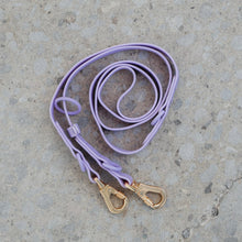 Charger l&#39;image dans la galerie, Dexypaws Laisse &quot;Mains Libre&quot; imperméable pour chien - Lilas - 6 pieds
