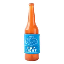 Charger l'image dans la galerie, Hugsmart "Boozy Tailz" Jouet en caoutchouc &amp; tissu craquant pour chien - Pup Light
