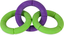 Charger l'image dans la galerie, JW Pet Jouet pour chiens en caoutchouc naturel - Chaines Invincible Triple

