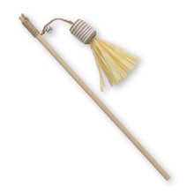 Charger l&#39;image dans la galerie, Jouet Catit pour chats - Baguette avec rouleau en carton
