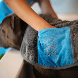 Messy Mutts Serviette en microfibre ultra douce, Grise
