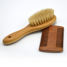 Charger l&#39;image dans la galerie, Oxbow Enriched Life - Brosse et peigne en bois
